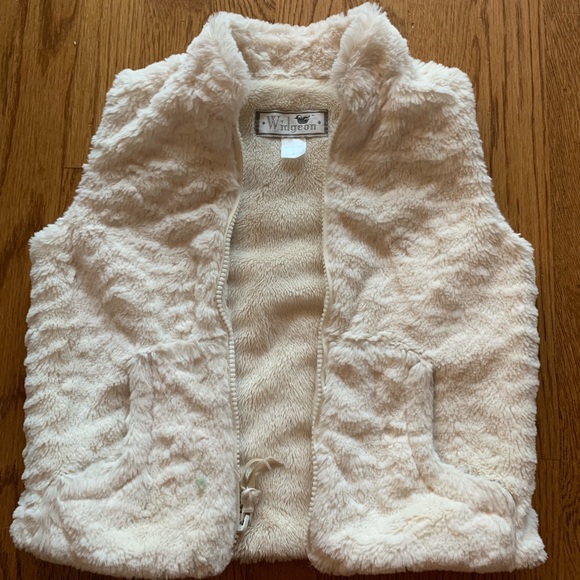 Girls winter vests - Picture 2 of 5